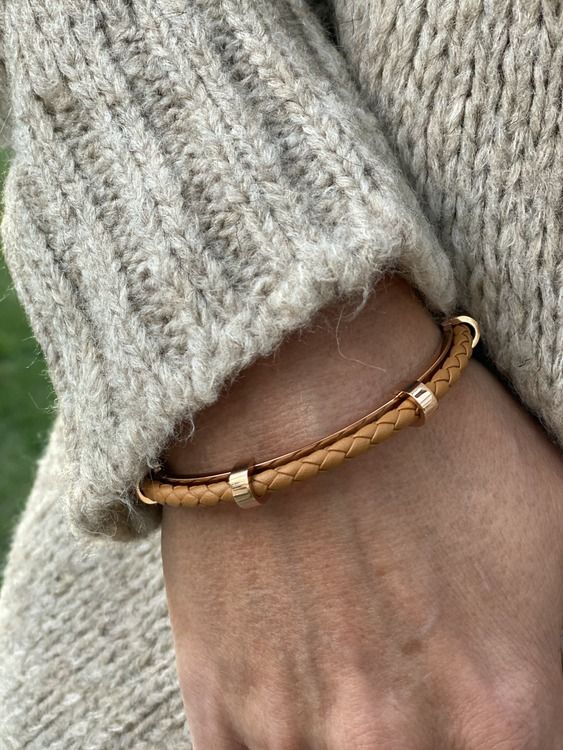 Armband i rostfritt stål och äkta läder