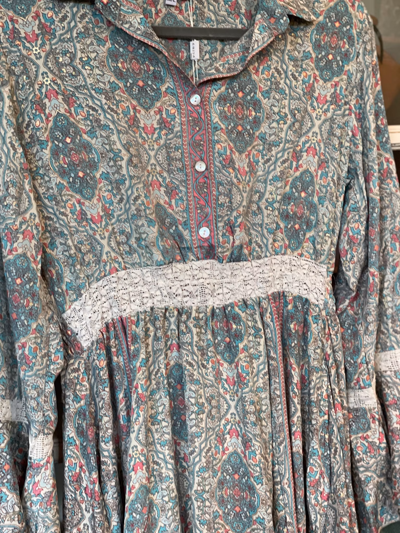 Klänning Anina summer dream med trumpet ärm