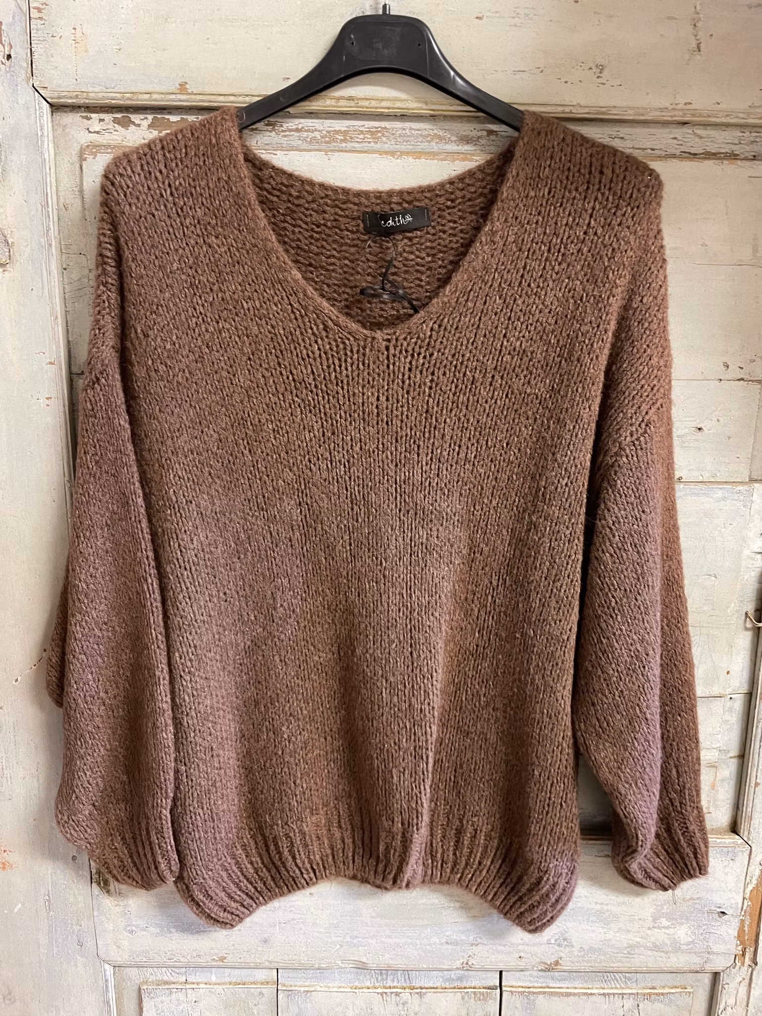 V neck coarse knit Edith