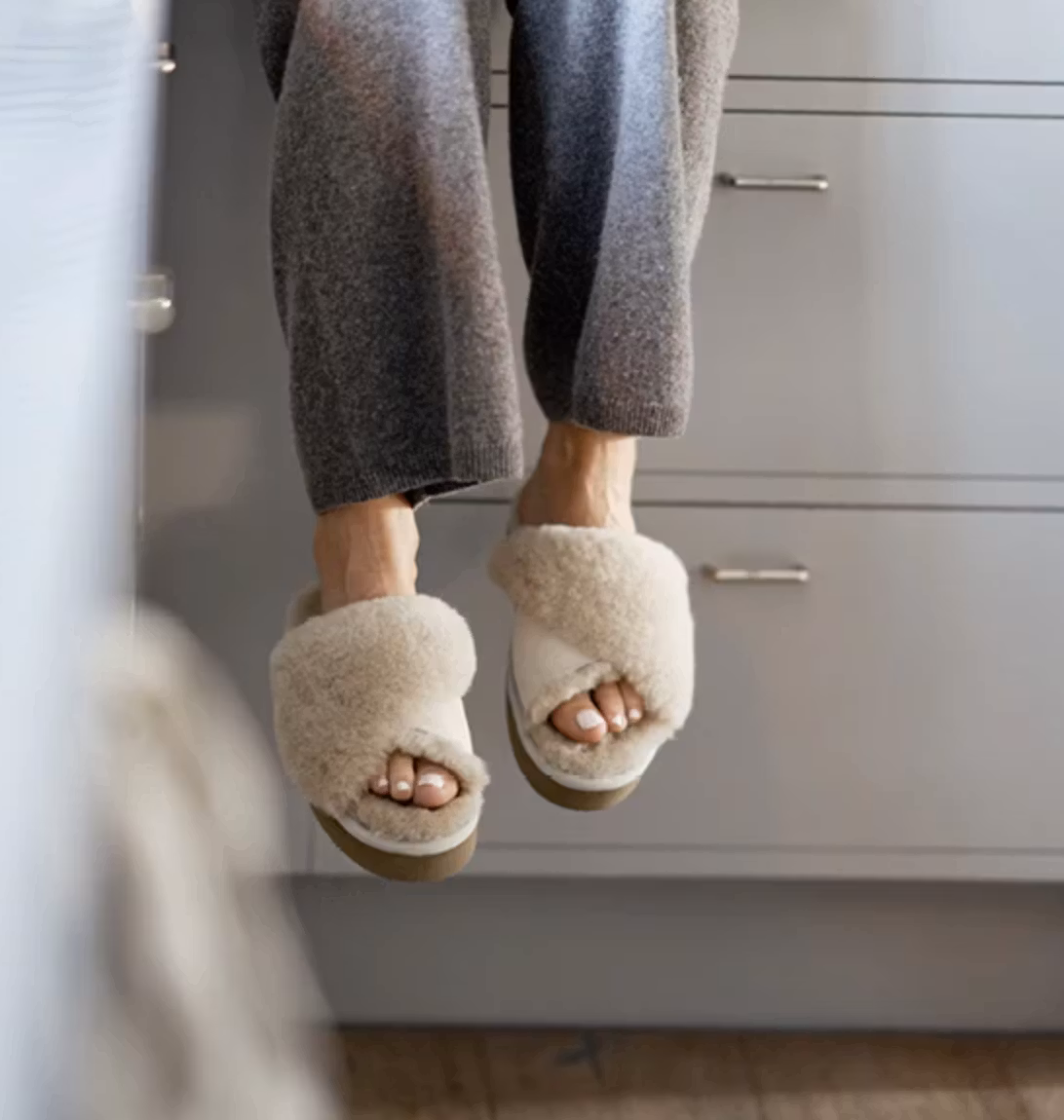 Slipper Lydia from Shepherd of Sweden