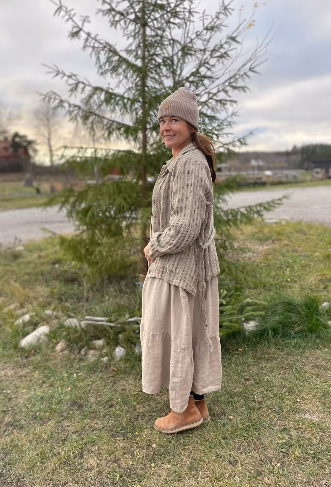 Maxi dress in linen Free spirit with buttons