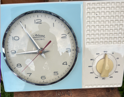 Väggklocka med timer vintage