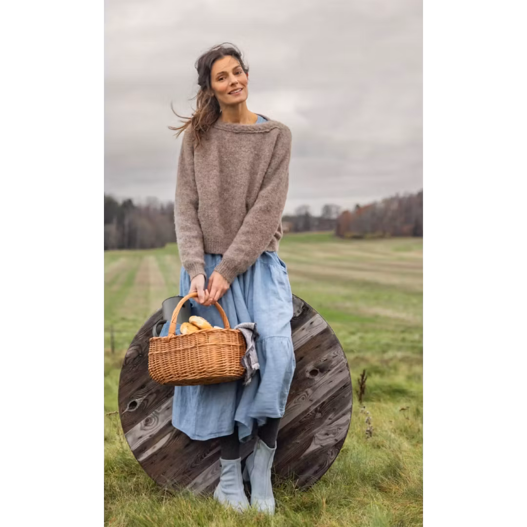 Maxi dress in linen Free spirit with buttons