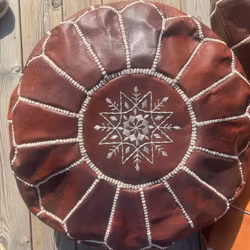Marockansk Sittpuff i läder - Cognac