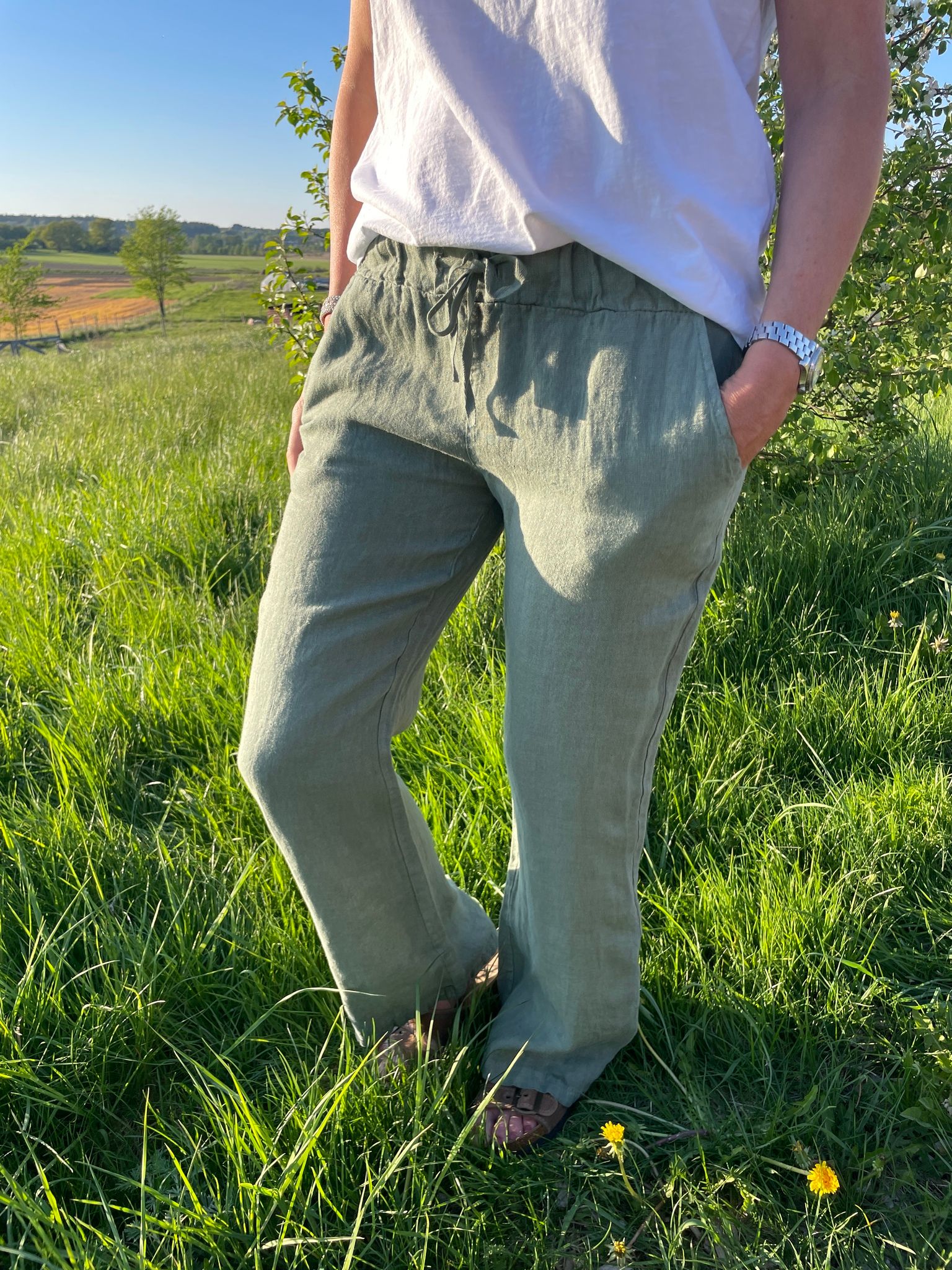 Linnebyxa flare Unique kaki