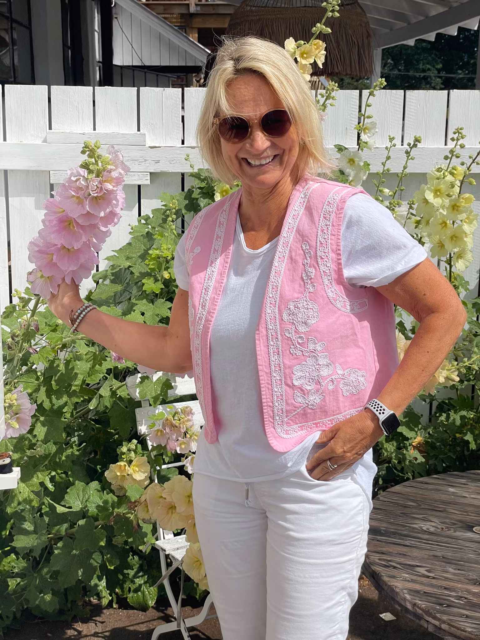 Sleeveless flower vest Boho