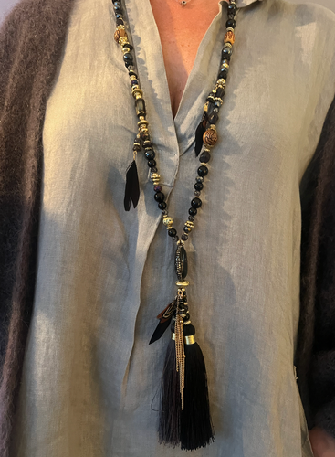 Boho tassel halsband svart