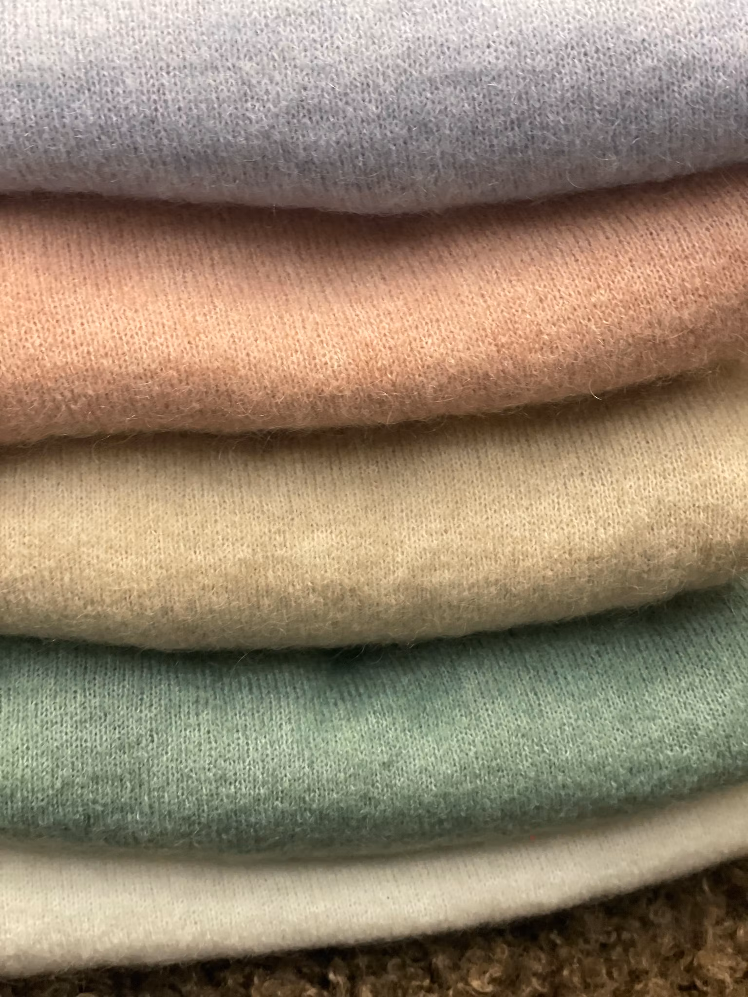 Stickad i mohair rosa