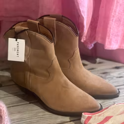 Pavement Jasmine cowboy boots