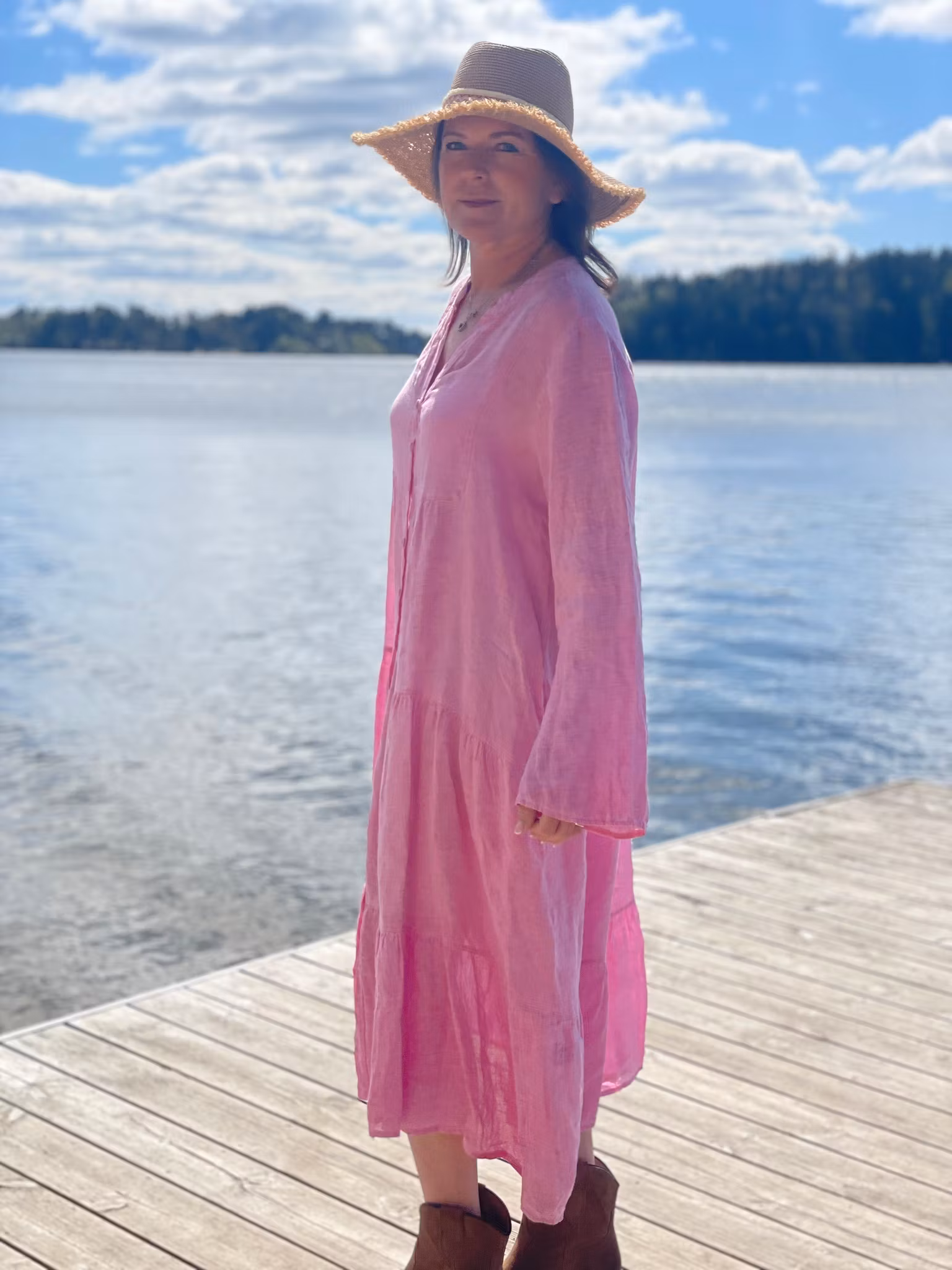 Maxiklänning free spirit med knappar bubble gum pink