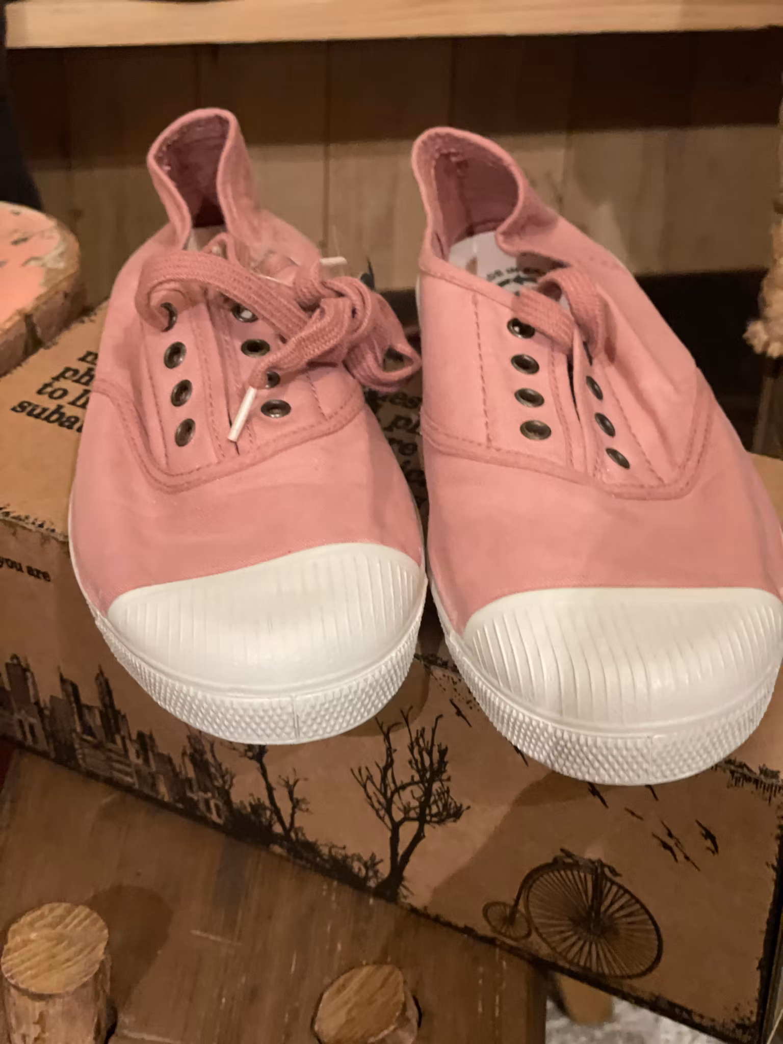 Natural world slip in skor rosa