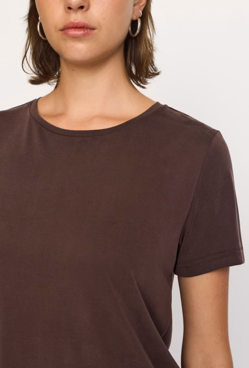 SRElla T-shirt Soft REbells