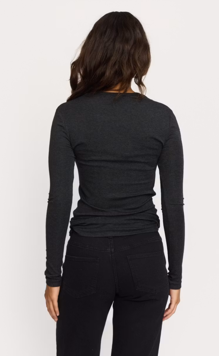 SRRoman O-neck Soft REbels
