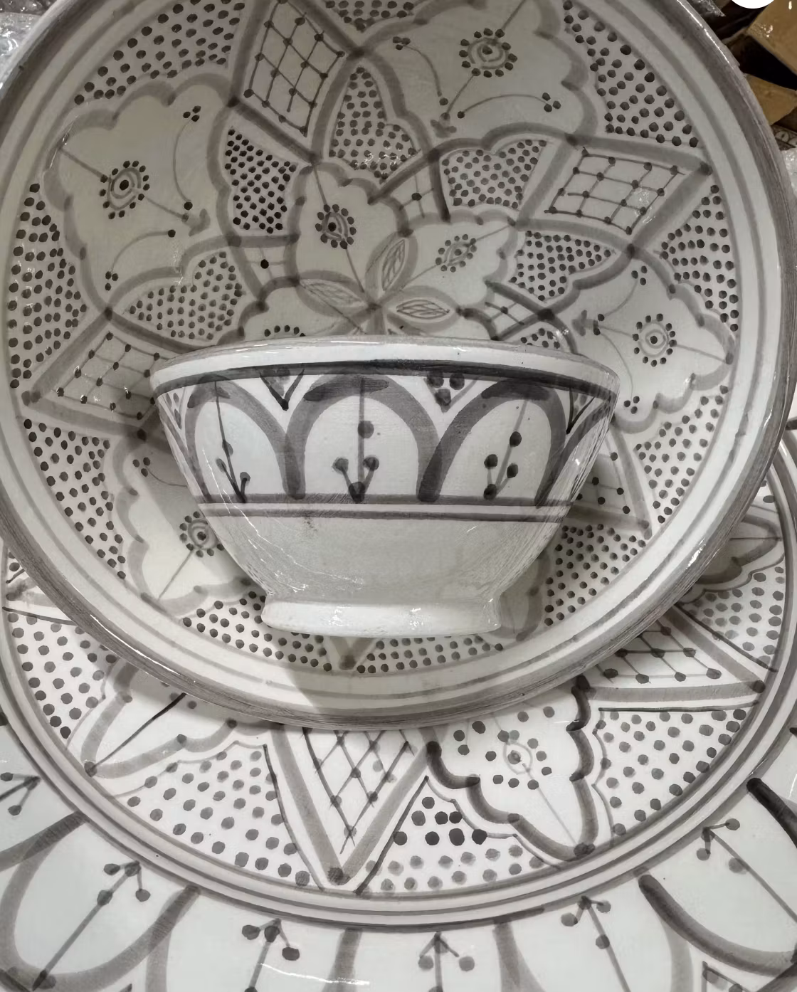 Marockansk keramik grå