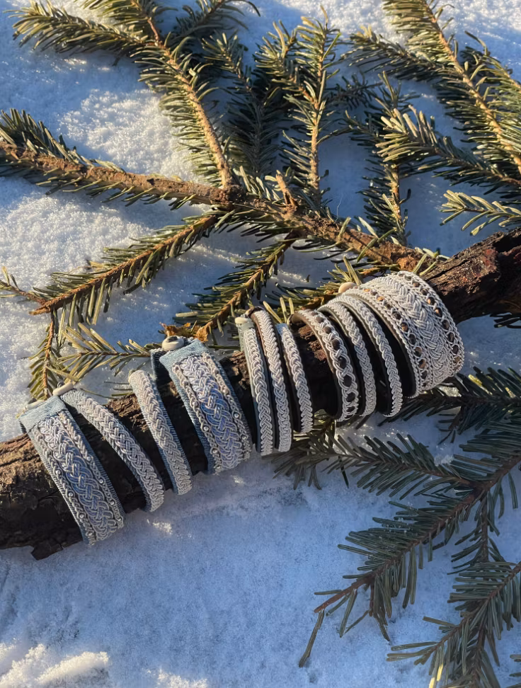 Samiskt Handsytt Armband Sindia Dam