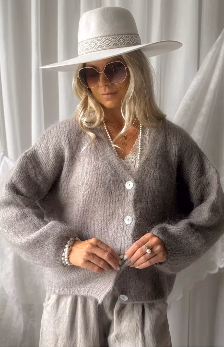 Close to you cardigan, taupe