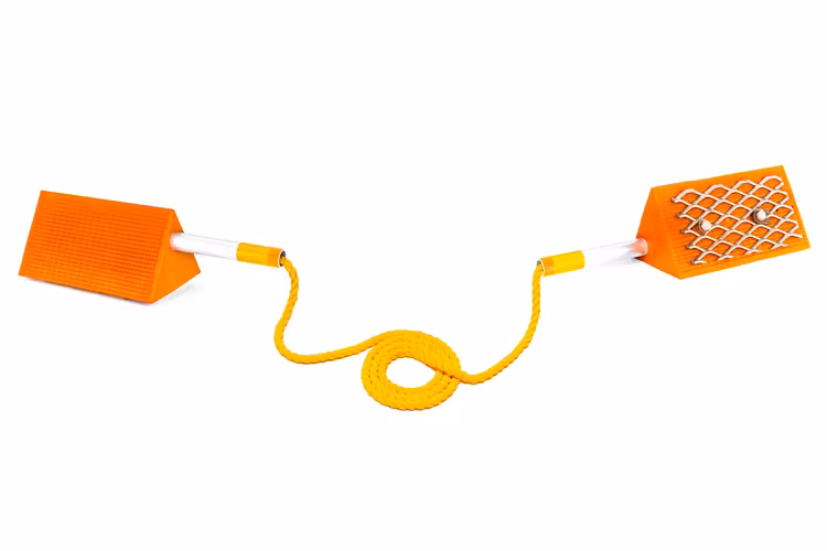 Mark 3 Ice widebody twin chock with rope