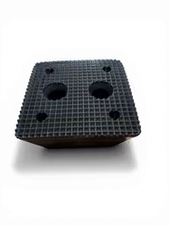 Pyramid Gummikloss 100x150x150 med knoppar