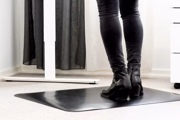 Arbetsmatta lätt att håla rent