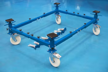 4 stolpar, 4-hjulig fordonsvagn - 900 kg
