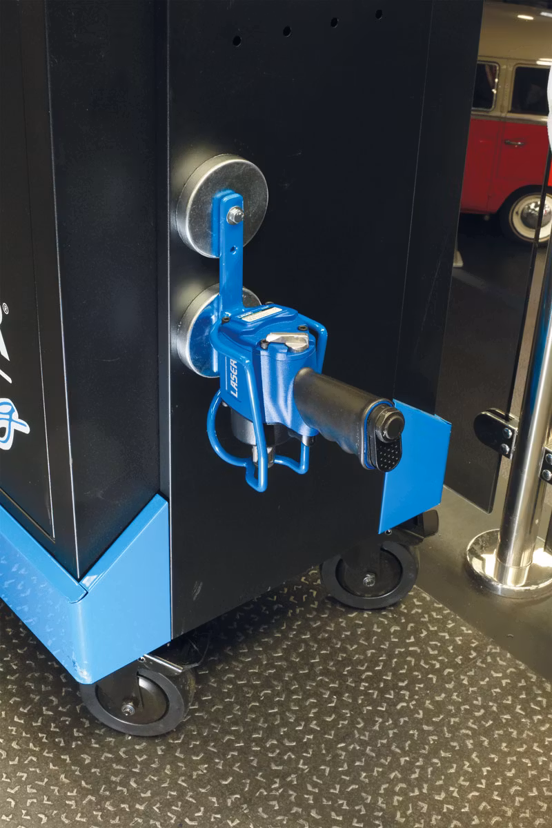 Magnetisk hållare för luftmaskiner / Elverktyg