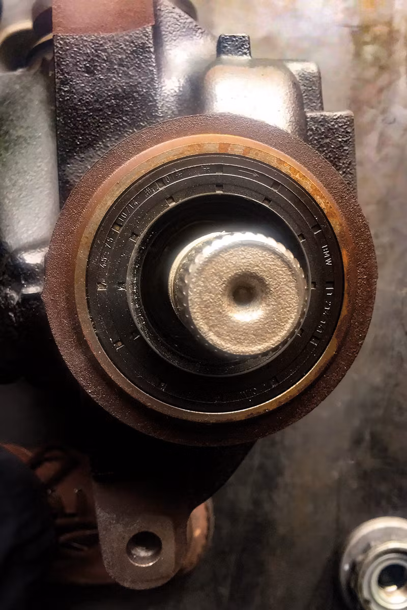 Pinjongaxelhylsa 34 Spline - för BMW-differential