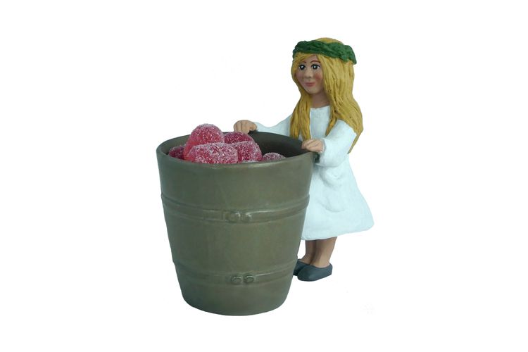 Maja med kruka