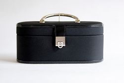 Smyckeskrin med rese etui