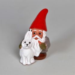 Tomte med Vinter Hare