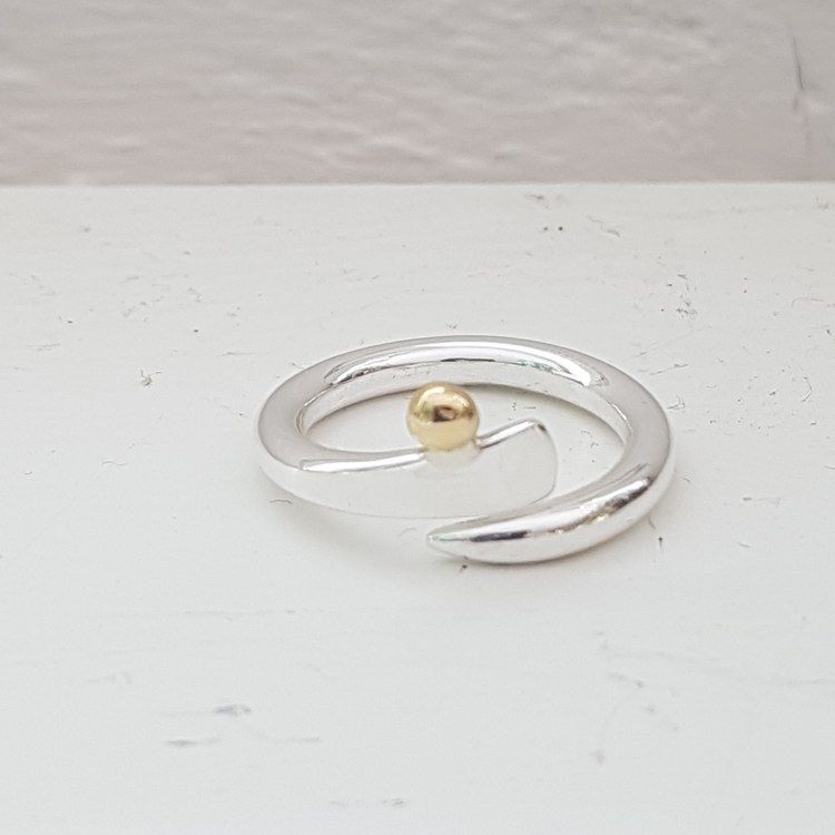 Ring "Knopp" med gulddetalj