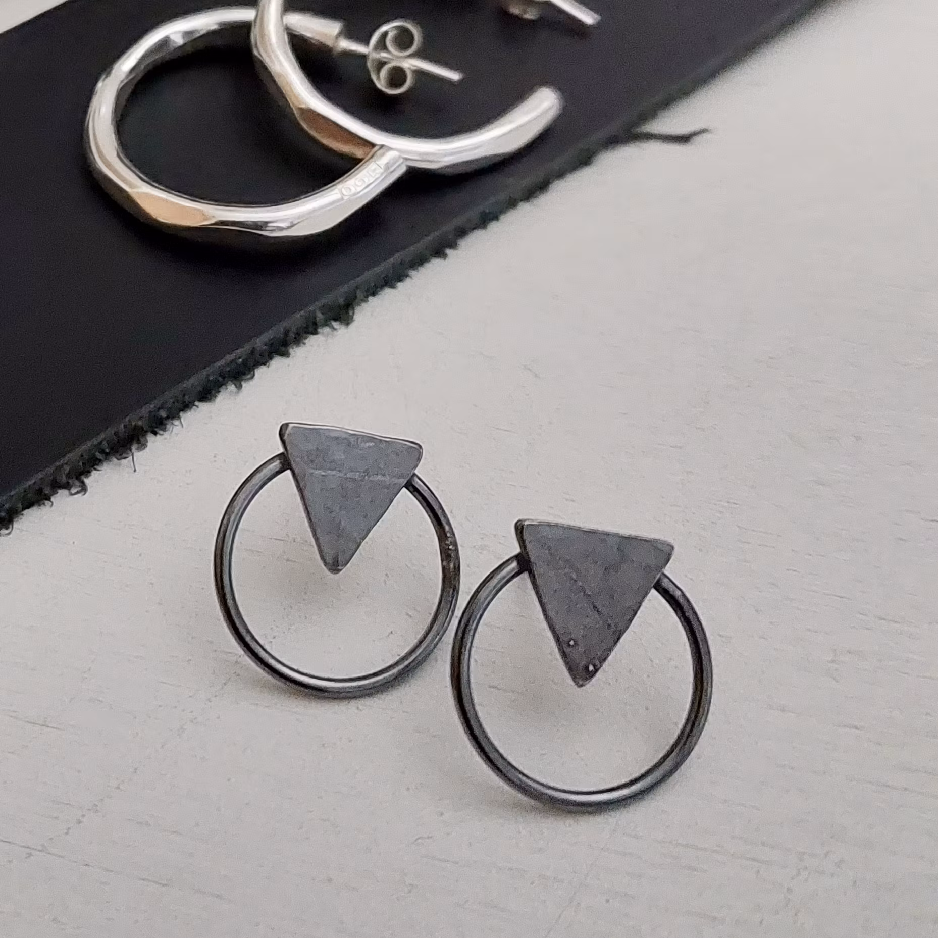 "Shape everyday" earrings