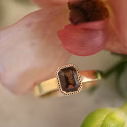 Kopia Prickig safir