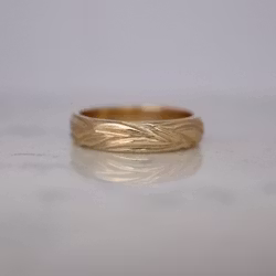 "Sandbotten" ring rött guld