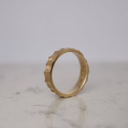 "Sjöbris" ring rött guld