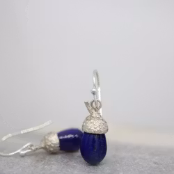 "Ekollon" Örhängen i silver med lapis lazuli
