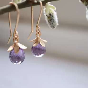 ”Violruta” guldörhänge med ametist
