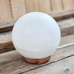 Himalaya Saltkristall, lampa vit klot -30% p.g.a. skada/annat