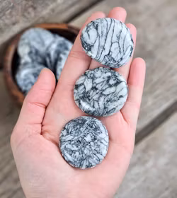 Pinolith, platta touchstone -30% naggade fyndhörnan