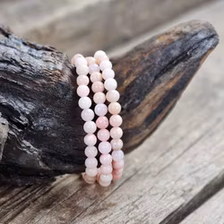 Rosa Opal, armband 6mm runda pärlor -30% fyndexemplar svagare färg
