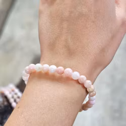 Rosa Opal, armband 6mm runda pärlor -30% fyndexemplar svagare färg