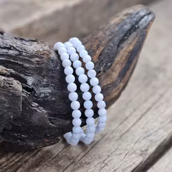 Blå Kalcedon, armband 6mm runda pärlor -30% fyndexemplar mer beige/mindre blå