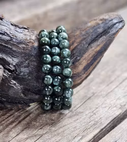 Serafinit, armband 7,5mm runda pärlor -60% fyndexemplar B-kvalité