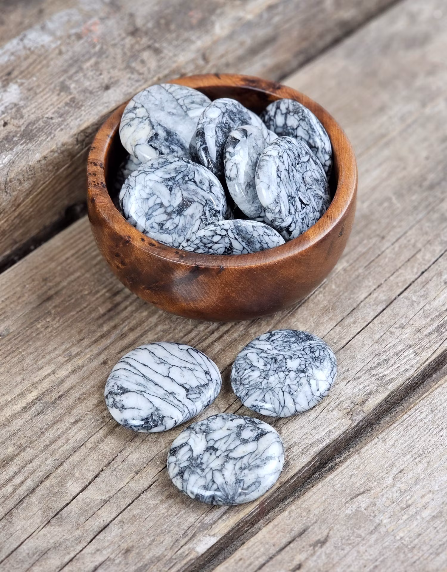 Pinolith, platta touchstone -30% fyndexemplar mindre storlek/ojämna