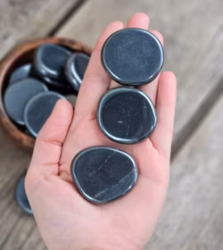 Hematit platta, touchstone -30% fyndexemplar mindre storlek