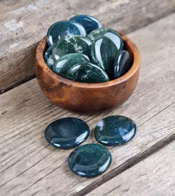 Mossagat platta, touchstone -20% fynd mindre storlek