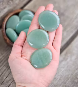 Grön Aventurin platta, touchstone -30% fynd mindre storlek