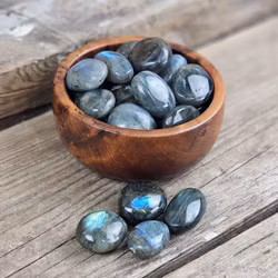 Labradorit, mini touchstone -25% fynd lite sämre polering/lite mindre storlek
