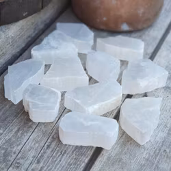 Vit Selenit, mini rå skiva (rökelsehållare) -20% fynd repiga