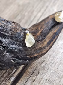 Guldrutilkvarts trumlad, silverpläterat hänge -40% fynd sprickor/nagg/udda form