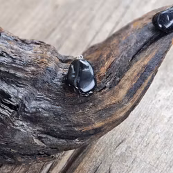 Svart Turmalin trumlad, silverpläterat hänge -20% fynd nagg/sprickor